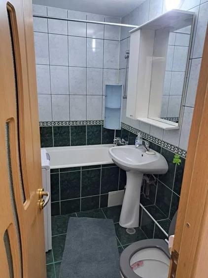 Apartament cu 2 camere semidecomandat, mobilat în Dristor