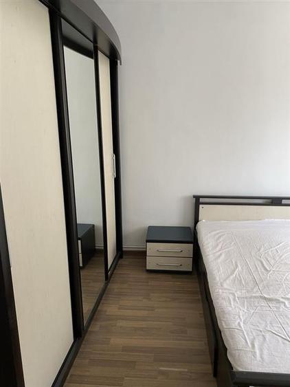 Apartament cu 3 camere decomandat, mobilat în Frumoasa