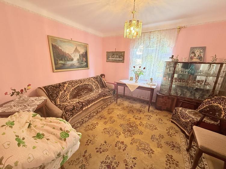 Casă individuală cu 4 camere cu Canalizare în Brebu Mânăstirei