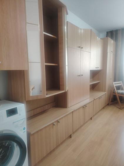 Garsonieră nedecomandată în 13 Decembrie