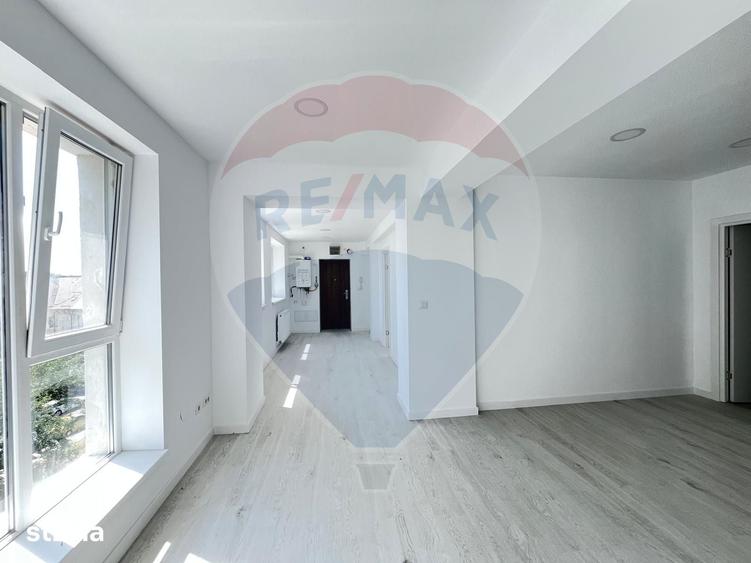 Spațiu comercial, de 102 mp, în Lizeanu