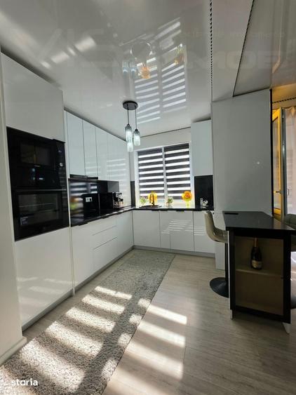 Apartament cu 3 camere în Ultracentral