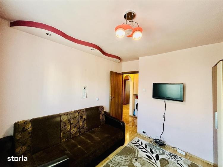 Apartament cu 3 camere decomandat în Șelimbăr
