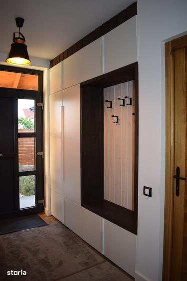 Casă cu 3 camere cu Teren 400 Mp în Rogerius