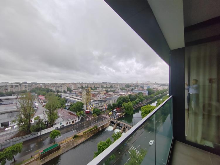 Apartament cu 3 camere în Splaiul Unirii
