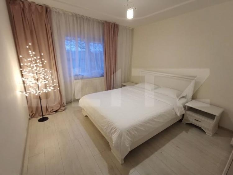 Apartament cu 3 camere decomandat, mobilat în Debarcader