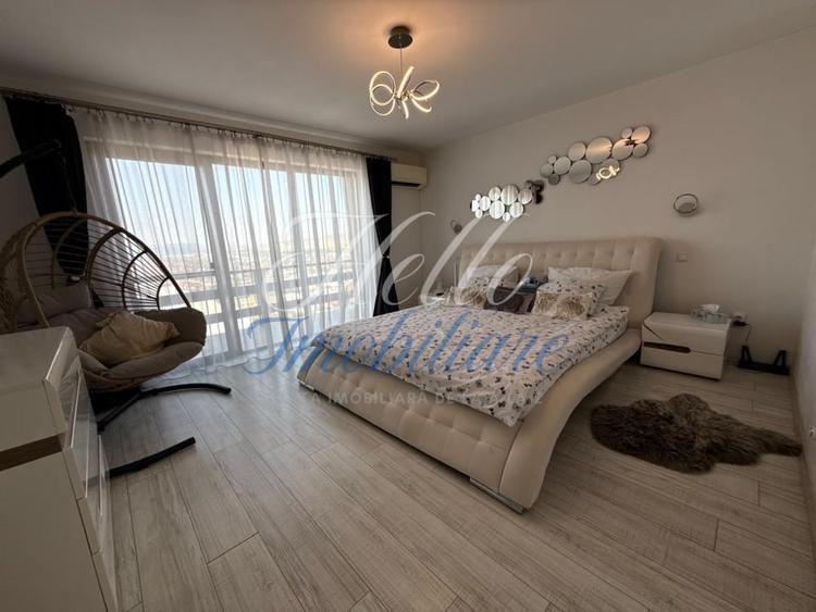 Duplex cu 4 camere cu Garaj în Florești