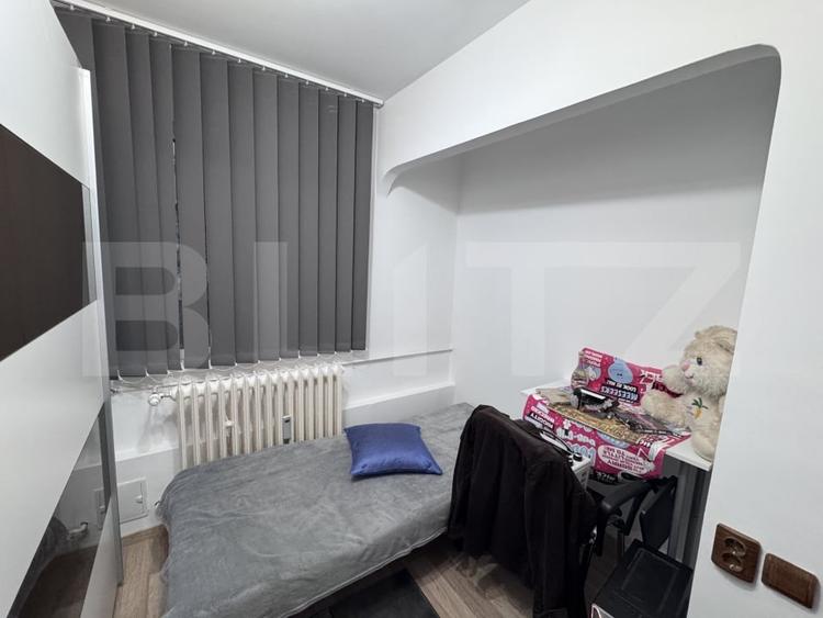 Apartament cu 2 camere semidecomandat, mobilat în Cina