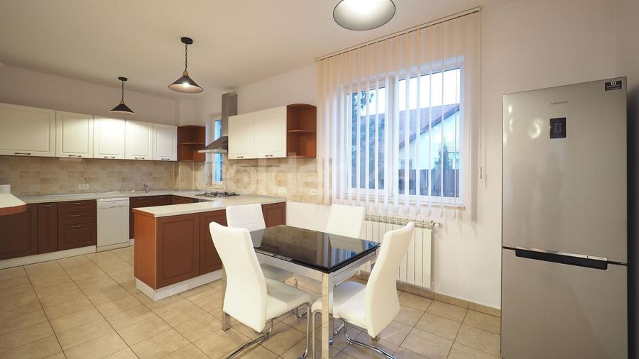 Vilă cu 5 dormitoare | piscina | 550mp gradina | garaj dublu - 5