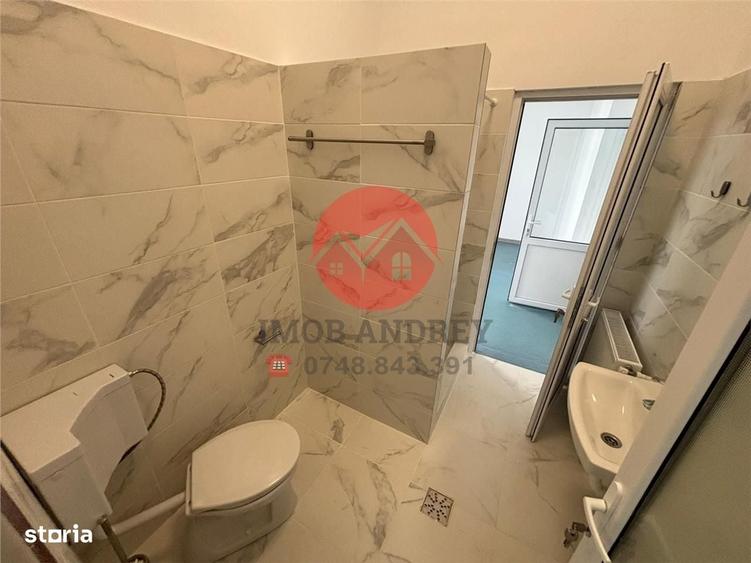 Casă cu 4 camere cu Teren 300 Mp în Central