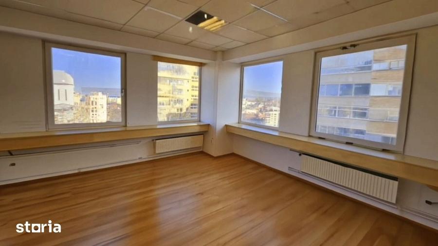 Spațiu comercial, de 20 mp, în Calea București