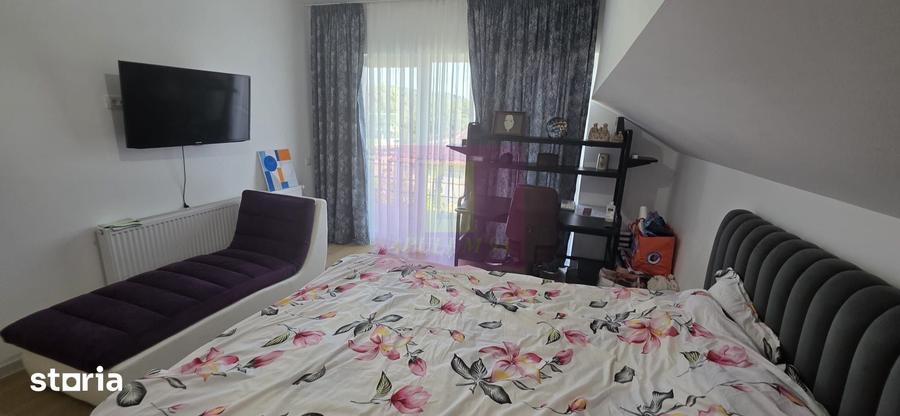 Casă cu 4 camere cu Teren 497 Mp în Central