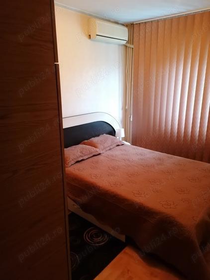 Apartament cu 3 camere decomandat în Caracal