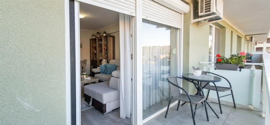 Apartament cu 2 camere decomandat în Nufărul