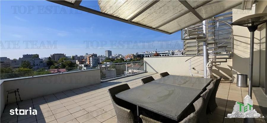 Apartament cu 4 camere decomandat, mobilat în Polonă