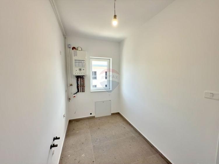 Apartament cu 2 camere semidecomandat în Grădiște