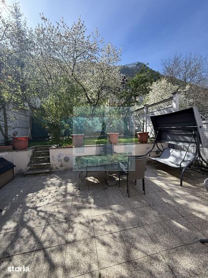 Apartament cu 4 camere în Centrul Istoric