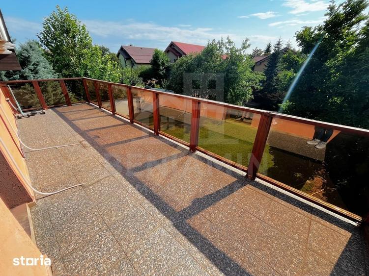 Casă cu 6 camere cu Teren 467 Mp în Cârcea