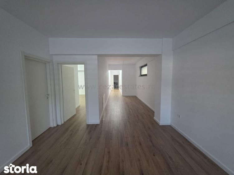 Apartament cu 4 camere în Central