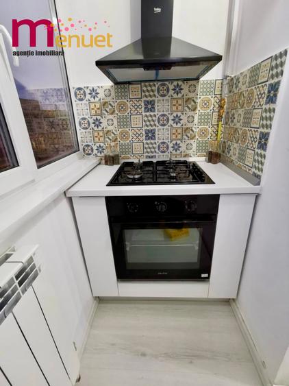 Apartament cu 2 camere în Piața Veche