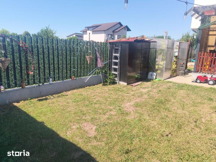 Casă cu 4 camere cu Teren 283 Mp în Domnești
