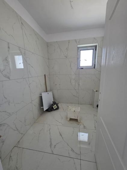 Casă cu 3 camere cu Canalizare în Bragadiru