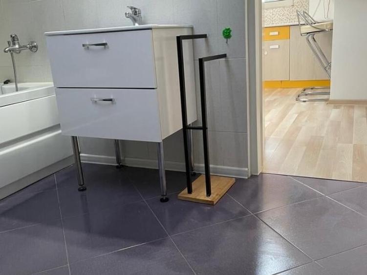 Apartament cu 2 camere decomandat, mobilat în Dămăroaia