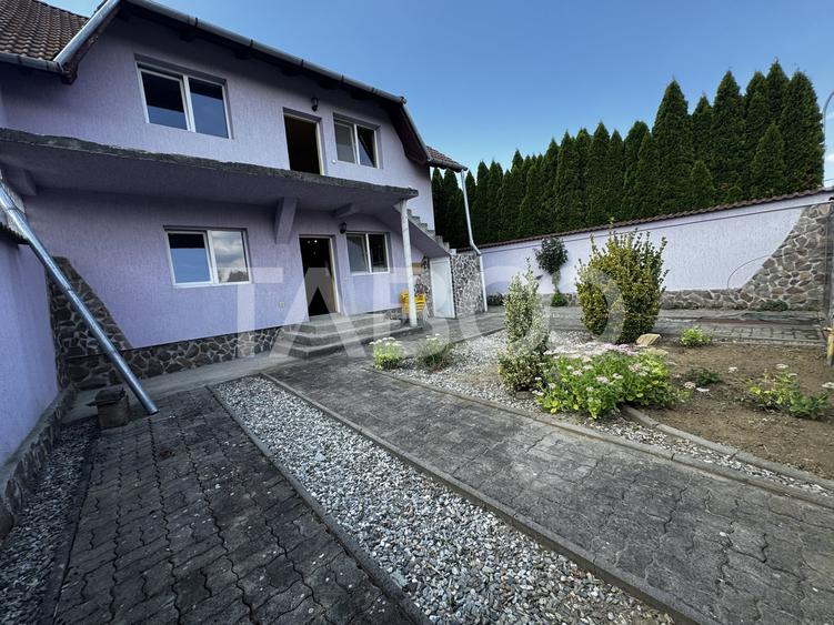 Duplex cu 6 camere cu Canalizare în Șelimbăr