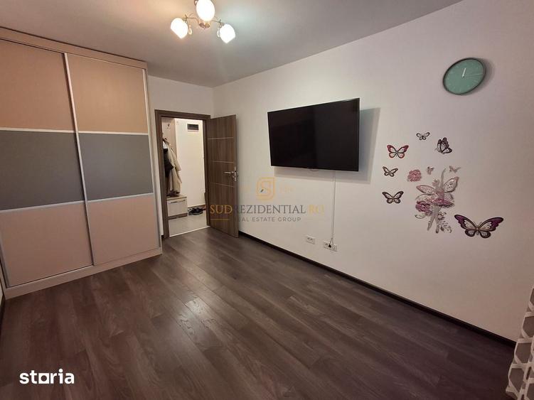Apartament cu 3 camere decomandat în Metalurgiei