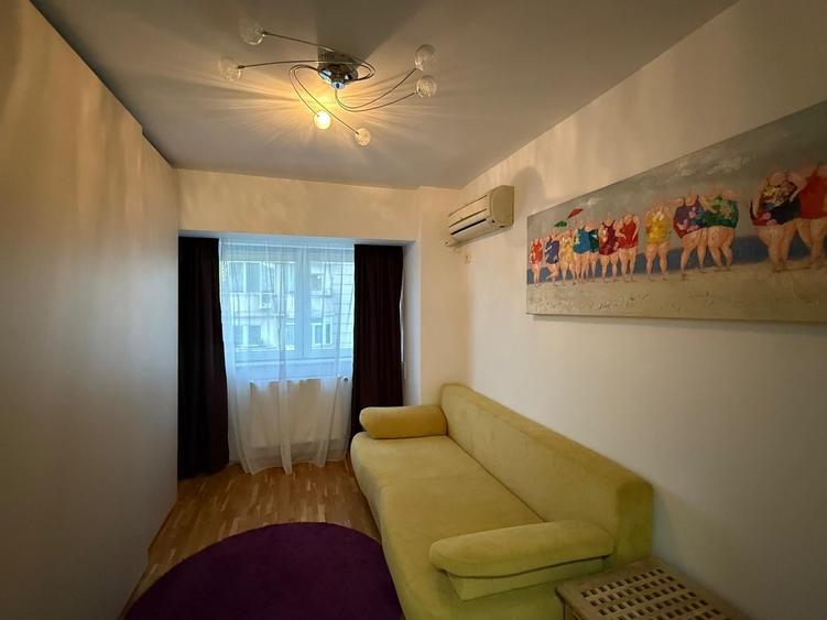 Bd. Unirii - Rond Alba Iulia, 4 camere mobilat si utilat modern,cu  parcare - 9