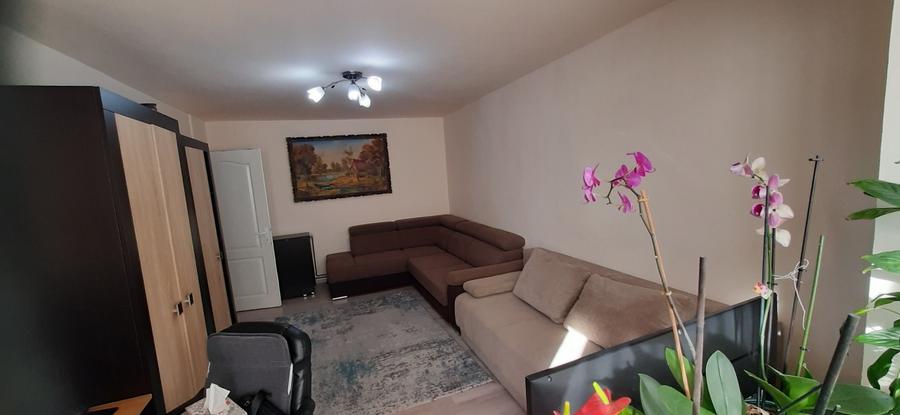 Apartament cu 2 camere decomandat, mobilat în Răcădău