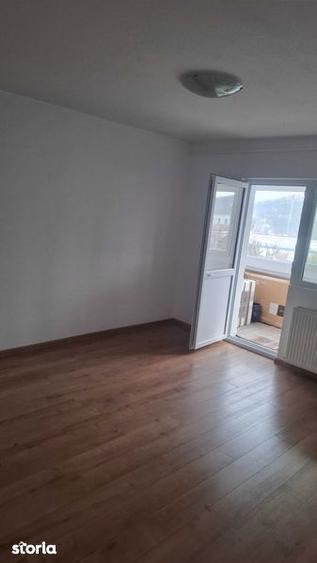Apartament cu 2 camere în Cug