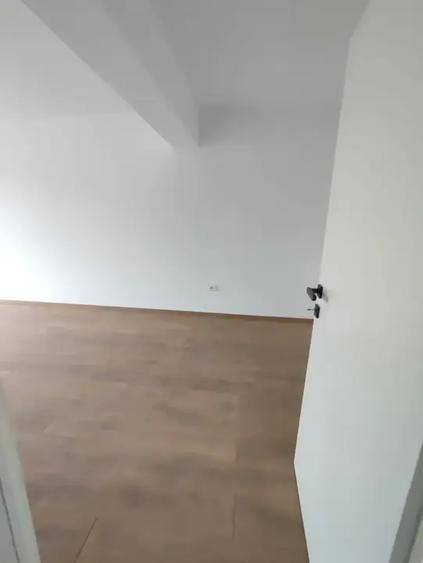 Apartament cu 2 camere decomandat în Theodor Pallady