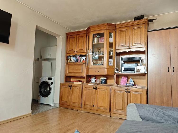 Apartament cu 2 camere semidecomandat în Trivale