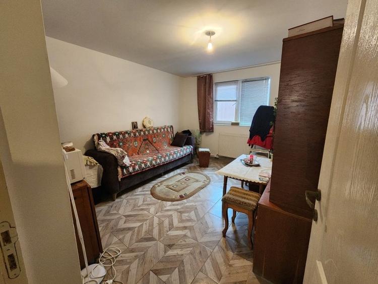 Casă individuală cu 3 camere cu Teren 250 Mp în Valea Adâncă