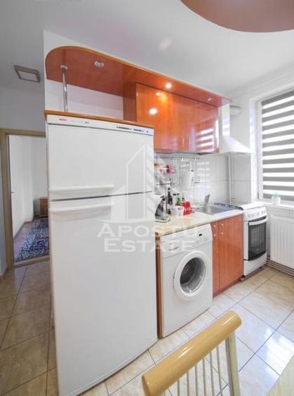 Apartament cu 2 camere decomandat, mobilat în Cetății