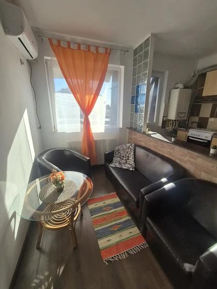 Garsonieră decomandată în Ferentari