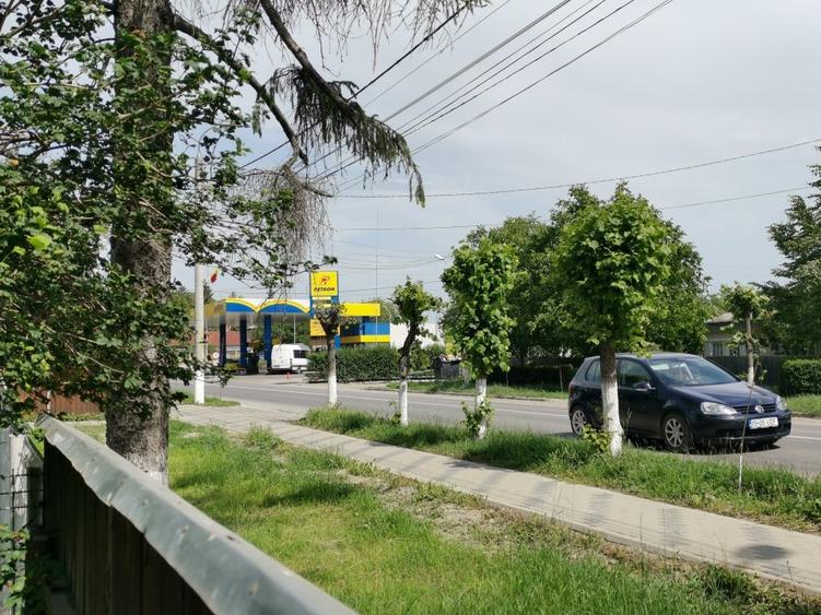 Casă individuală cu 3 camere cu Canalizare în Central