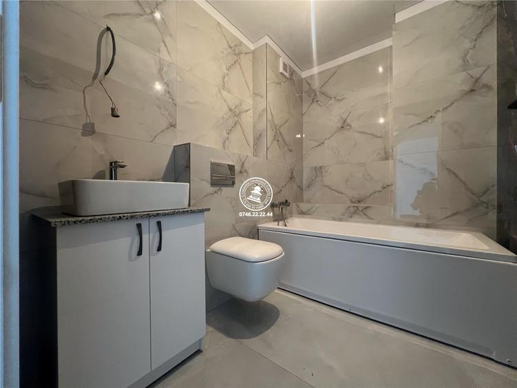 Apartament cu 3 camere decomandat în Cug