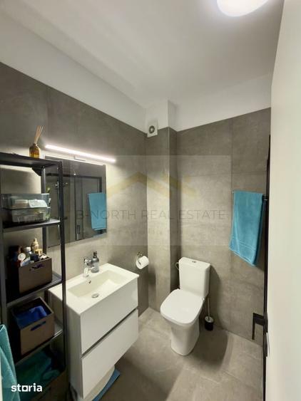Apartament cu 3 camere semidecomandat în Tunari