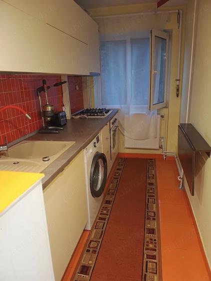 Apartament cu 2 camere nedecomandat în Giurgiului