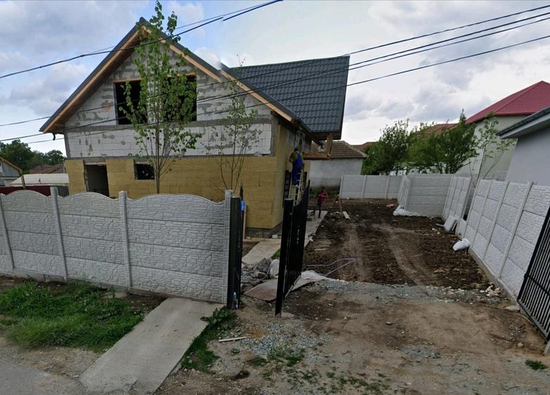 Casă cu 4 camere în Ciocârlia