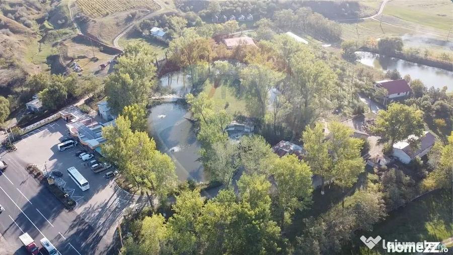 Spațiu comercial, de 1,700 mp, în Obrejița