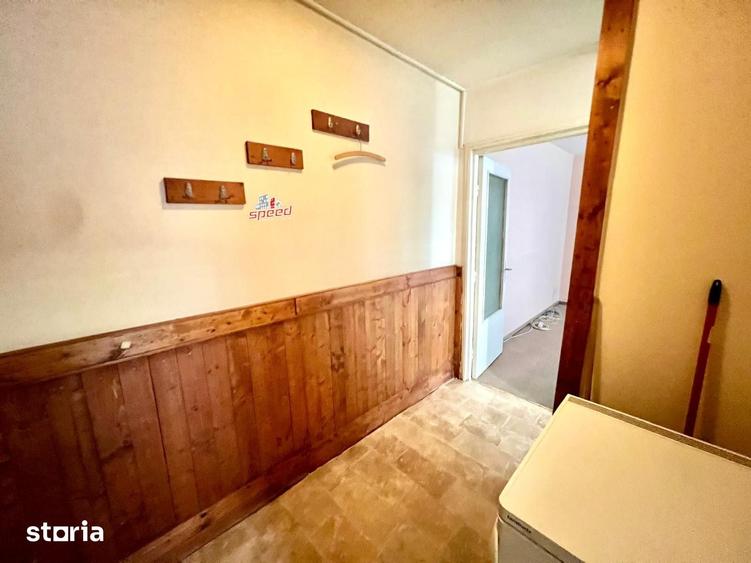 Apartament cu 2 camere nedecomandat în Central