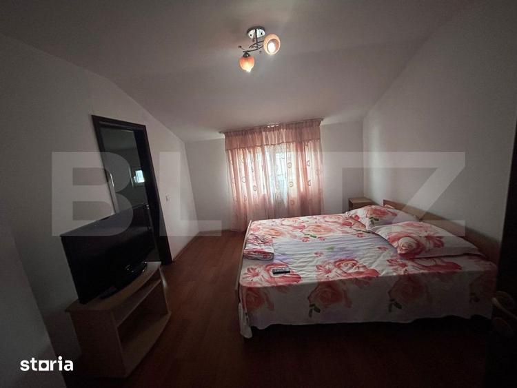 Casă cu 10 camere cu Teren 400 Mp în Romanești