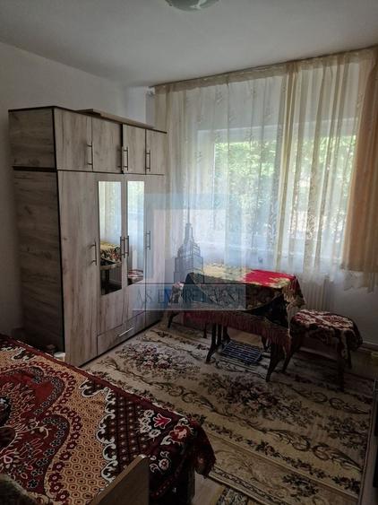 Apartament cu 2 camere decomandat în Craiter