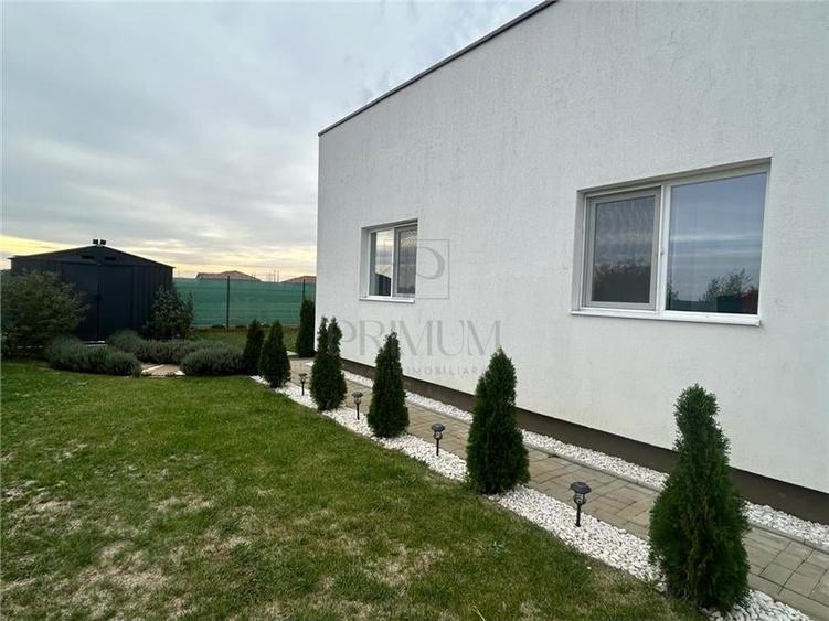 Duplex cu 3 camere cu Teren 422 Mp în Moșnița Nouă