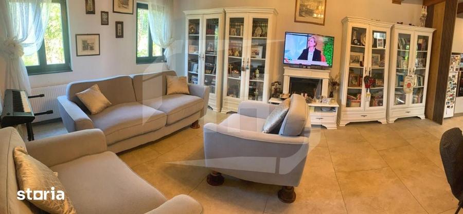 Casă cu 4 camere cu Teren 1257 Mp în Central