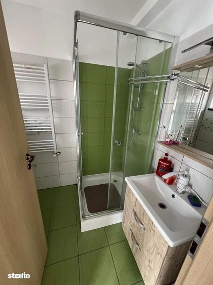 Casă cu 4 camere cu Teren 50 Mp în Central