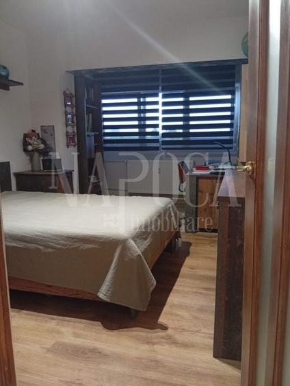 Apartament cu 4 camere decomandat în Dacia